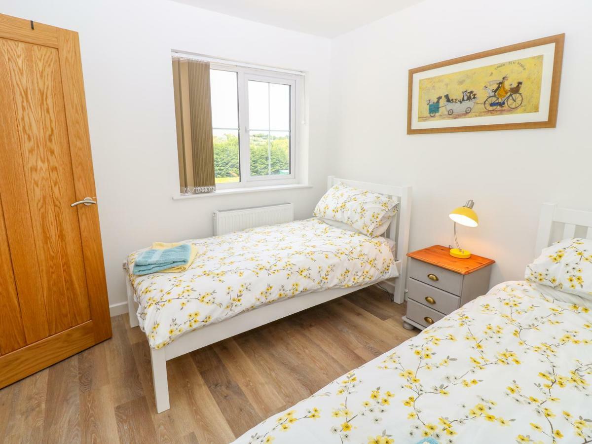 5 Yarmouth Cottages 淡水 外观 照片